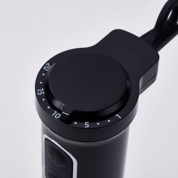 チョッパー付きハンドブレンダー