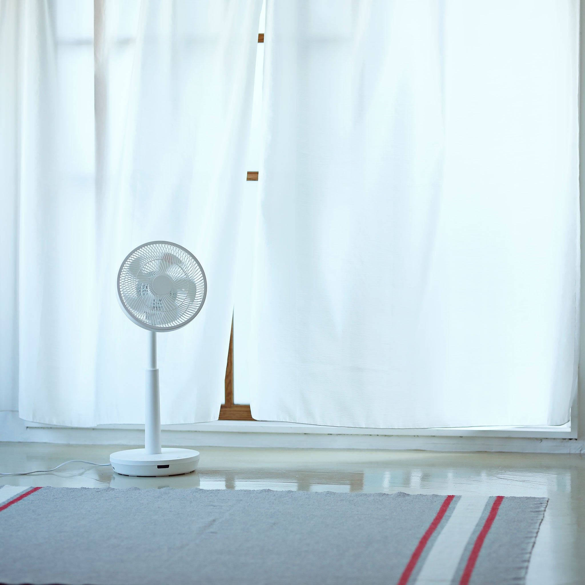 [箱破損/未使用品] DC3Dサーキュレーター扇風機(2023年モデル) SF-C213